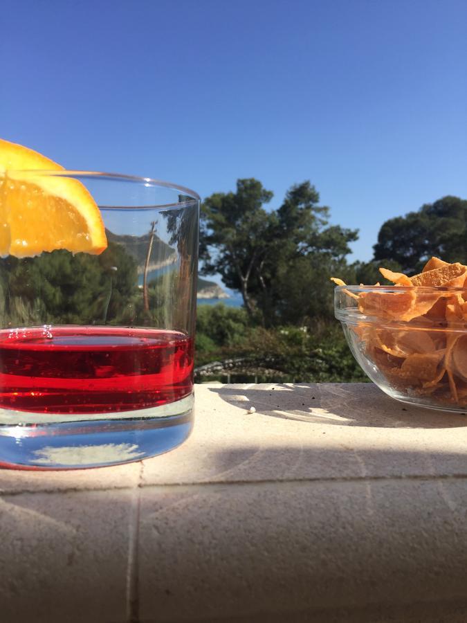 Villetta Ludovica Solanas  Bagian luar foto